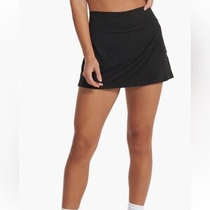 Vuori Halo Performance Skirt Womens XL Black Pleated Tennis Skort Golf